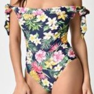 Unique Vintage Swim - END SUMMER SALE Unique Vintage Swim - END SUMMER SALE